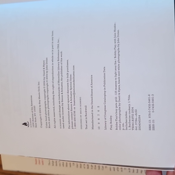 Bobby Flay's Boy Gets Grill Cookbook - Picture 4 of 4